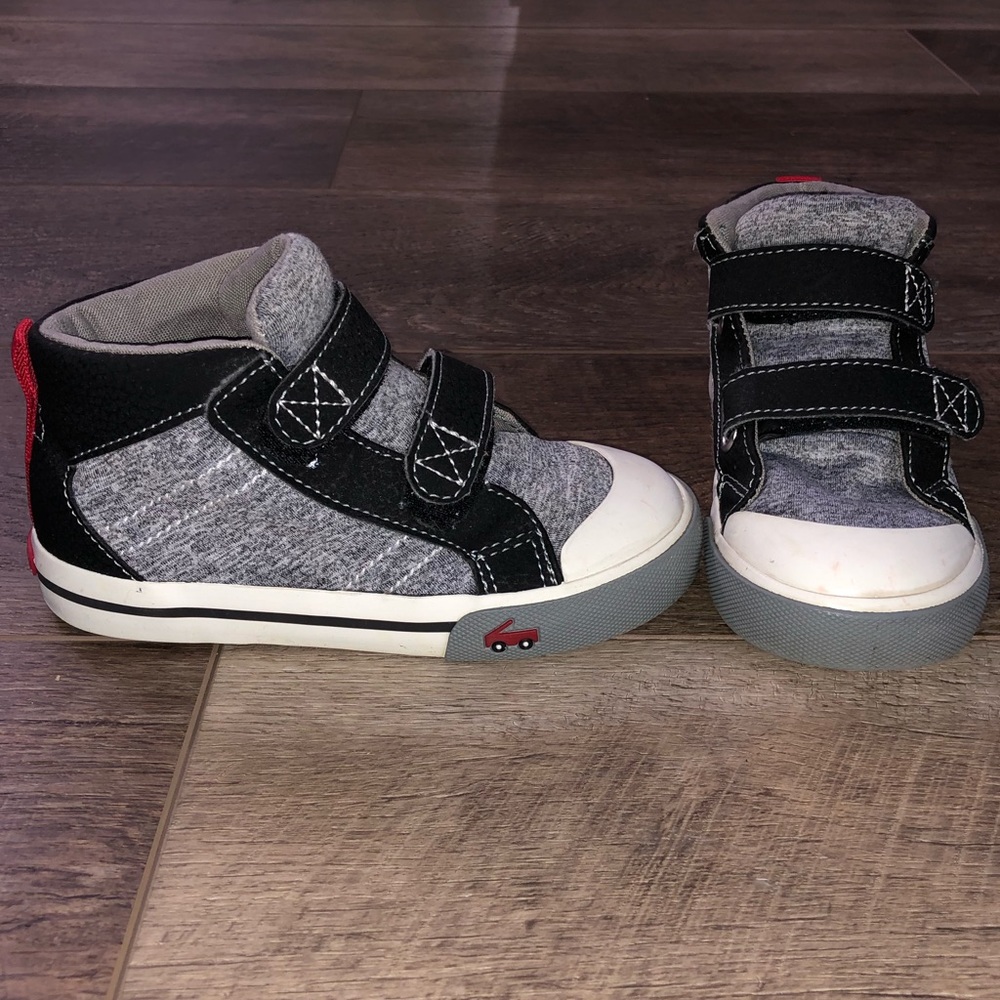 Kids See Kai Run Hi-top sneakers - size 10T